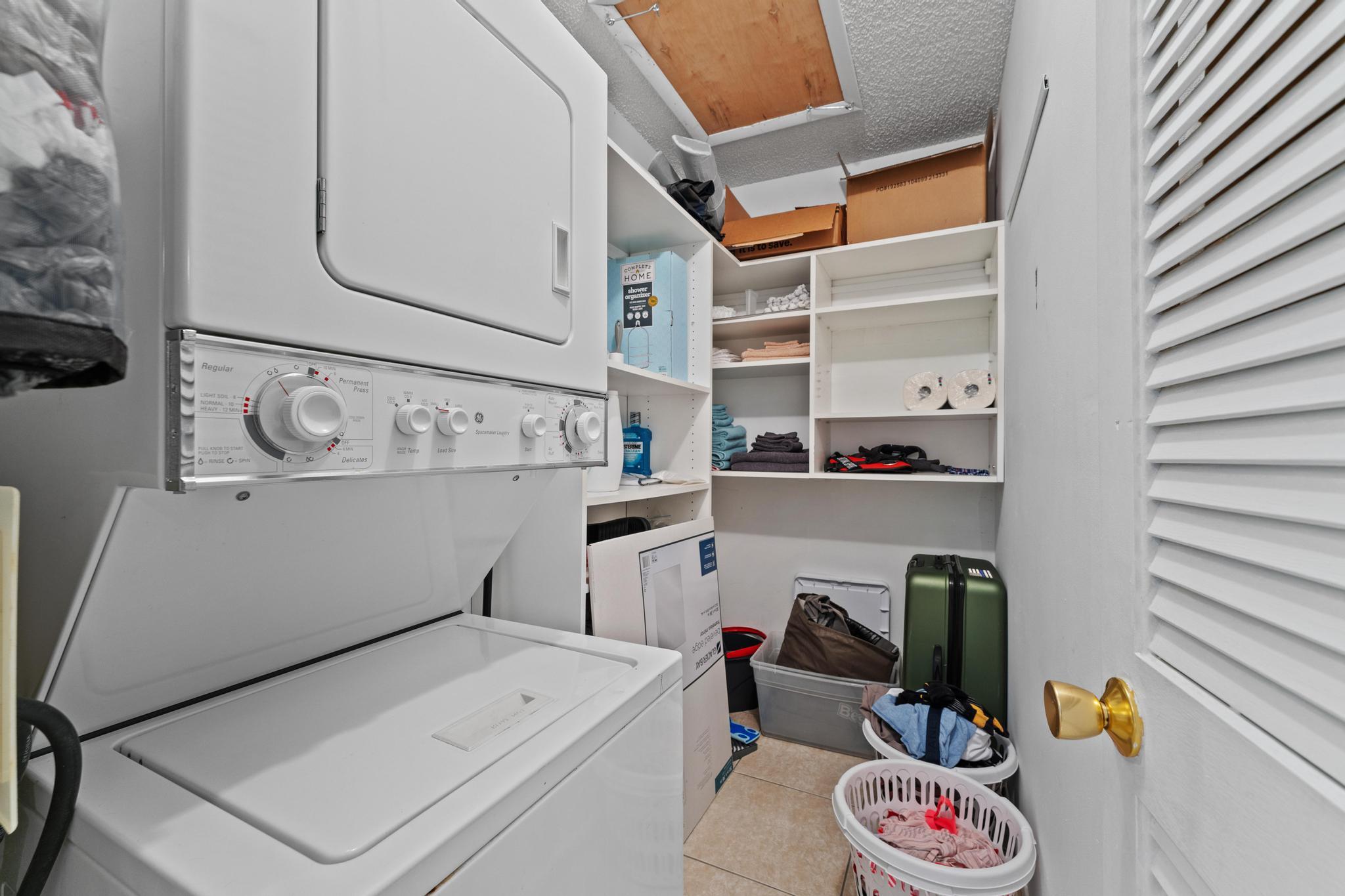 PINE POINT VILLAS CONDO - Residential