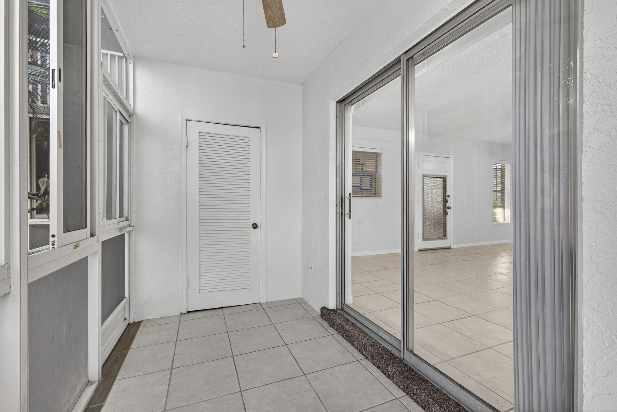 OXFORD CONDO - Residential