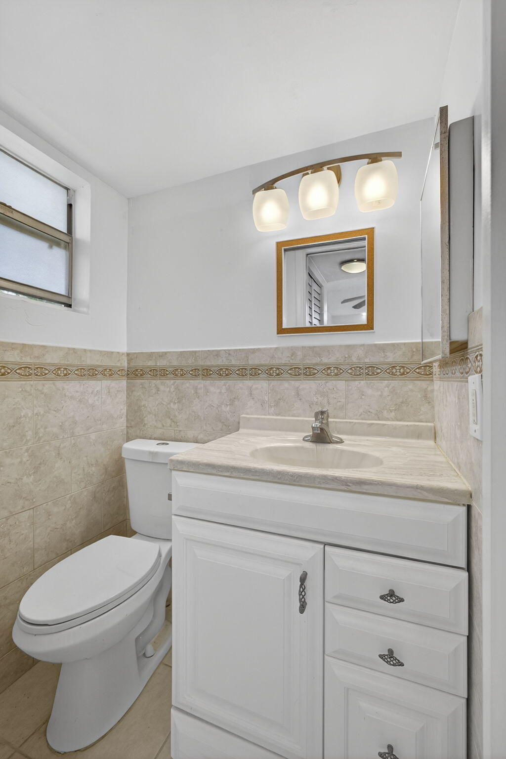 OXFORD CONDO - Residential