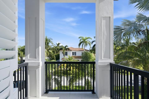 Tiny photo for 334 NE 3RD Court, Boca Raton, FL 33432 (MLS # B26066205)