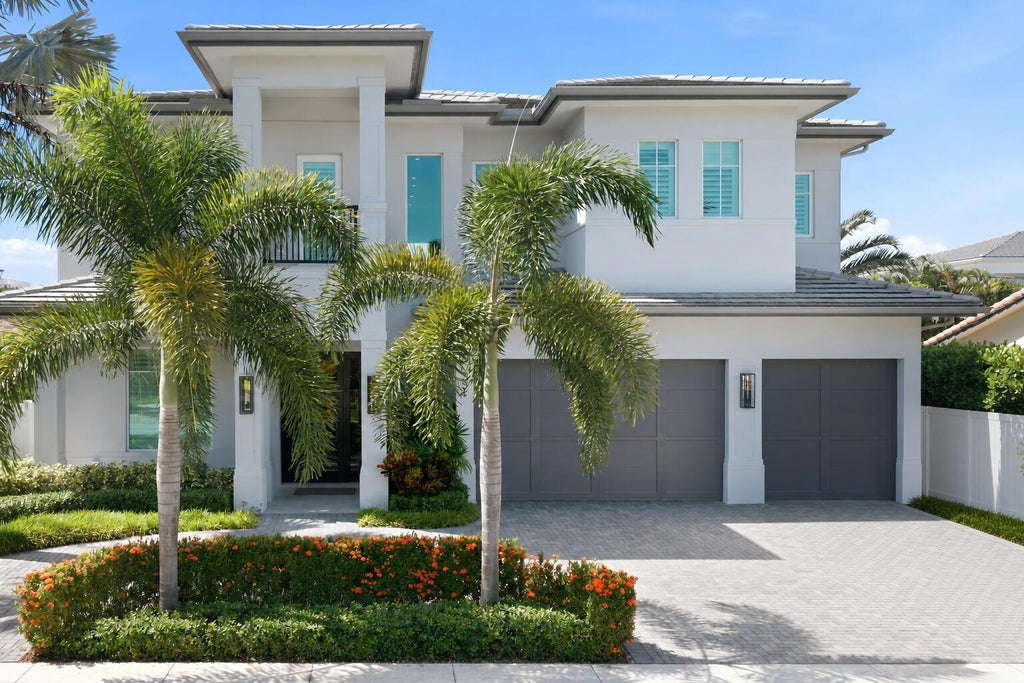 Photo of 334 NE 3RD Court, Boca Raton, FL 33432 (MLS # B26066205)