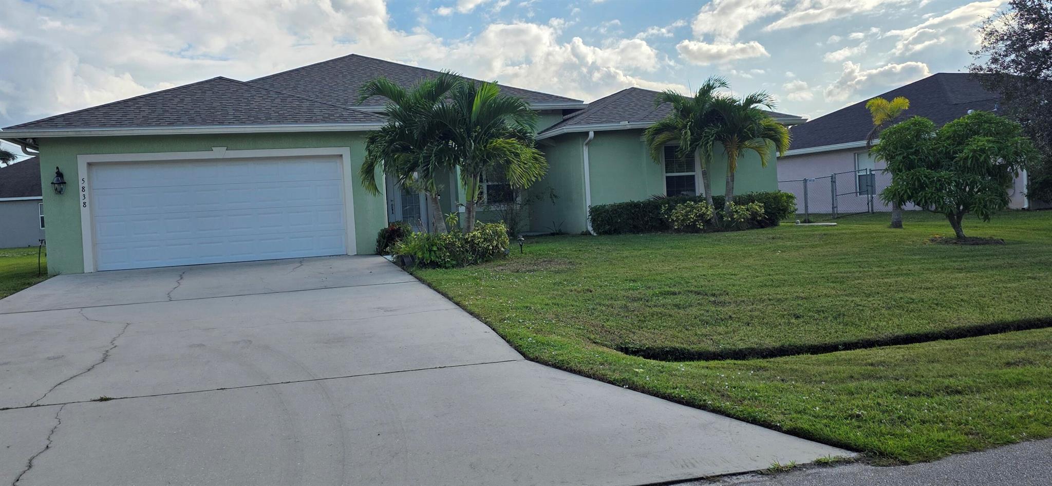PORT ST LUCIE SECTION 46 - Residential Lease