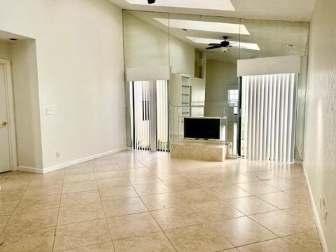 Tiny photo for 7045 GOLF POINTE Circle #7045, Tamarac, FL 33321 (MLS # B26090348)