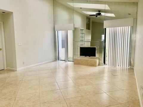 Tiny photo for 7045 GOLF POINTE Circle #7045, Tamarac, FL 33321 (MLS # B26090348)