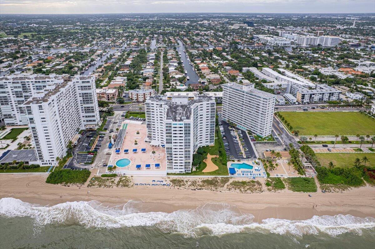 3900 N Ocean Drive 2D
