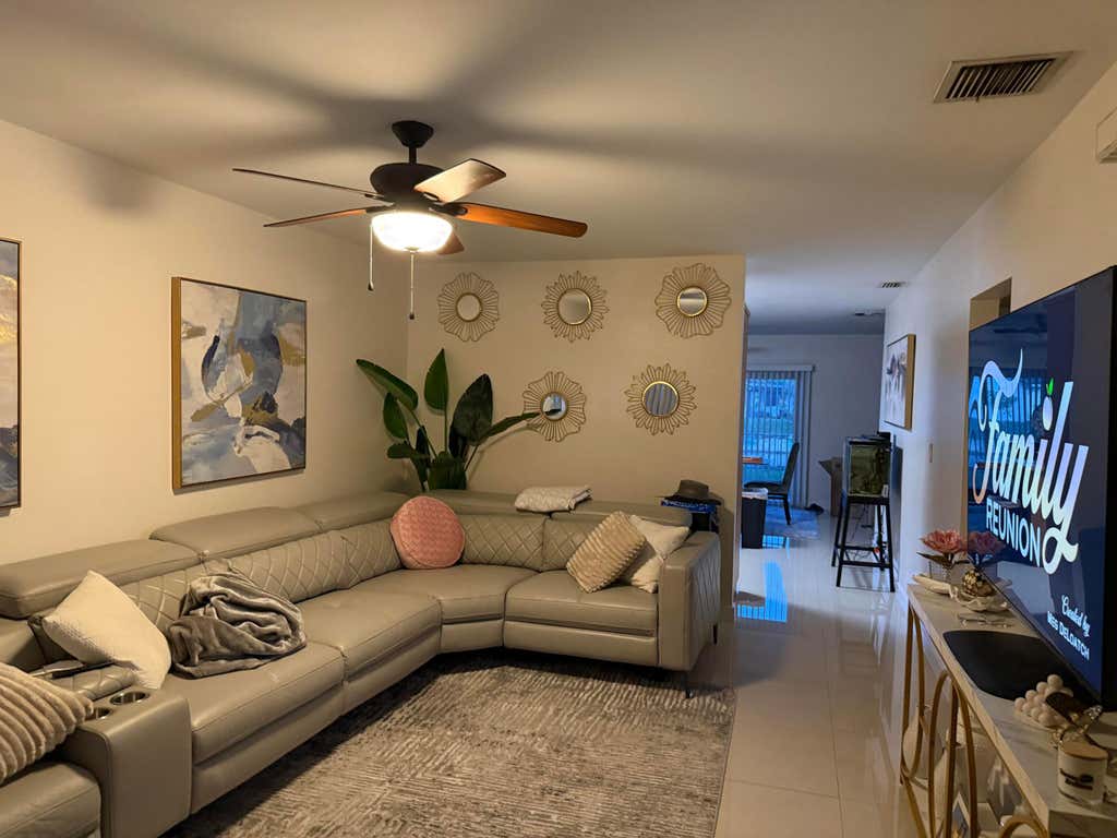 Photo of 7610 NW 73RD Terrace, Tamarac, FL 33321 (MLS # B26068863)
