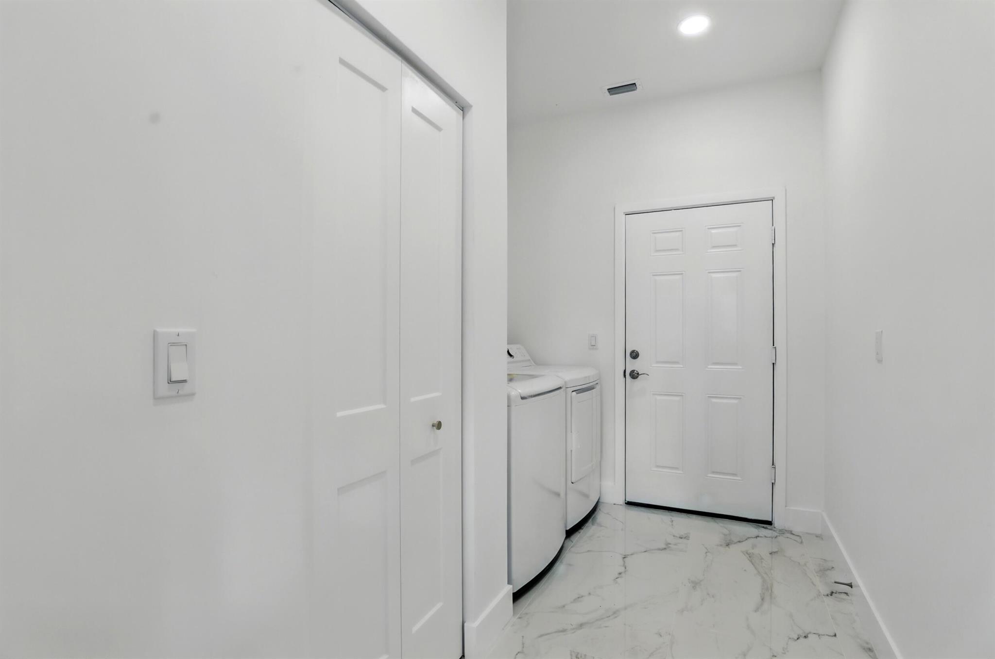 INDIAN RIVER ESTATES UNIT - Residential