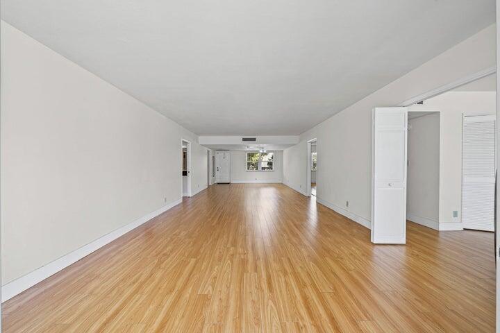 4007 N Cypress Drive 204