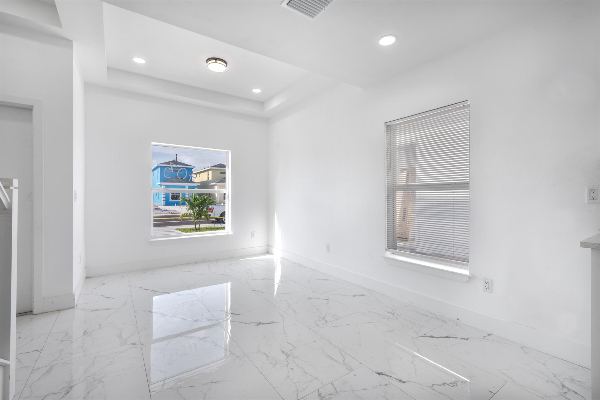 CHERRY HILLS - Commercial Sale