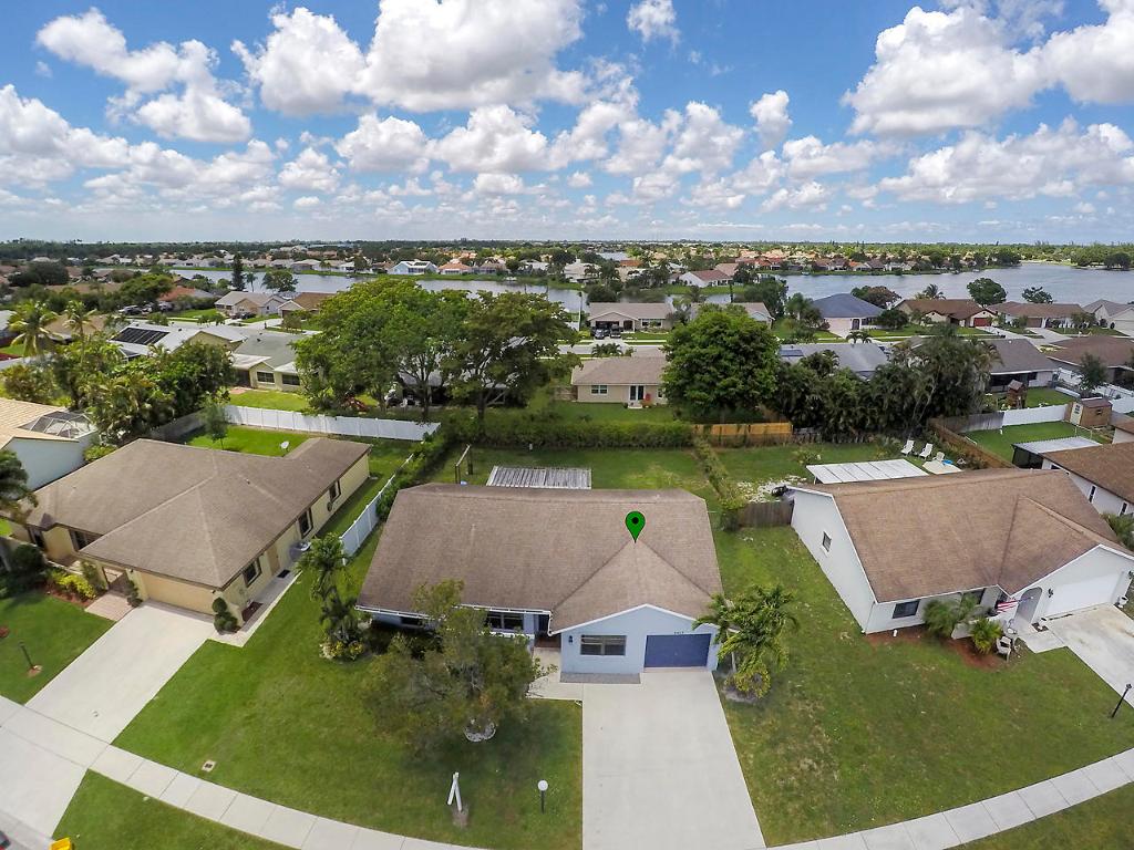 Lakes Of Sherbrooke - Residential