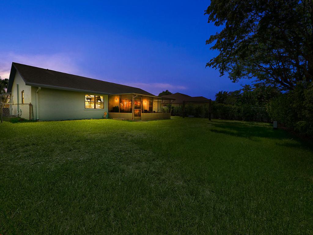 Lakes Of Sherbrooke - Residential