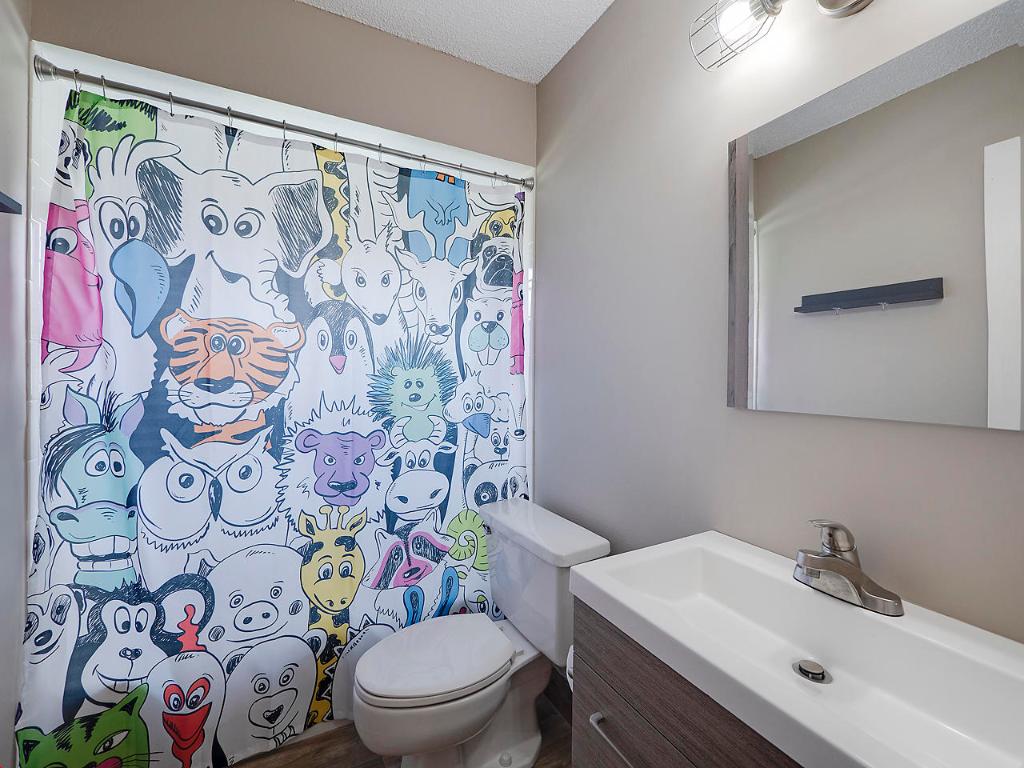 Lakes Of Sherbrooke - Residential