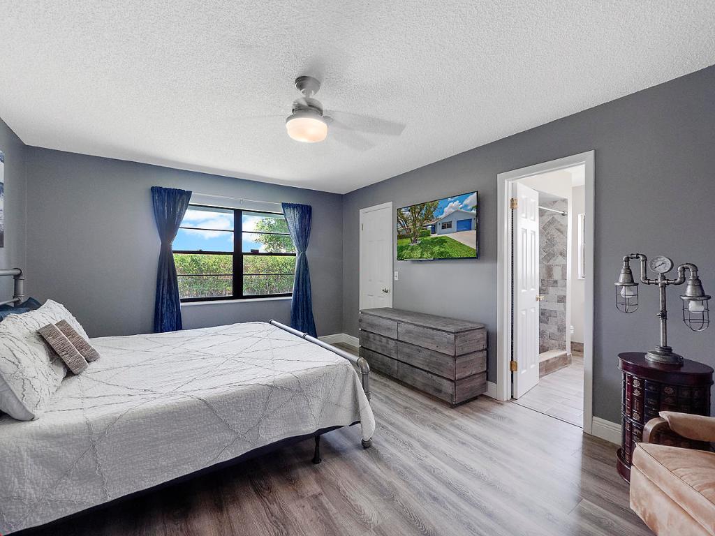 Lakes Of Sherbrooke - Residential