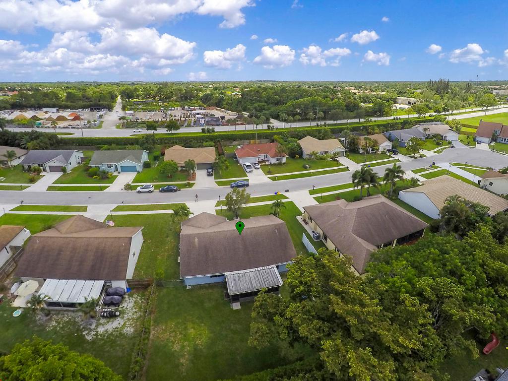 Lakes Of Sherbrooke - Residential