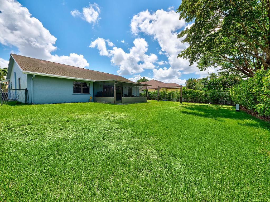 Lakes Of Sherbrooke - Residential