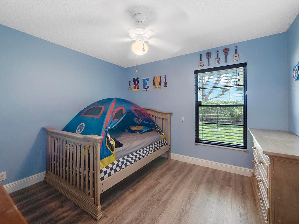 Lakes Of Sherbrooke - Residential