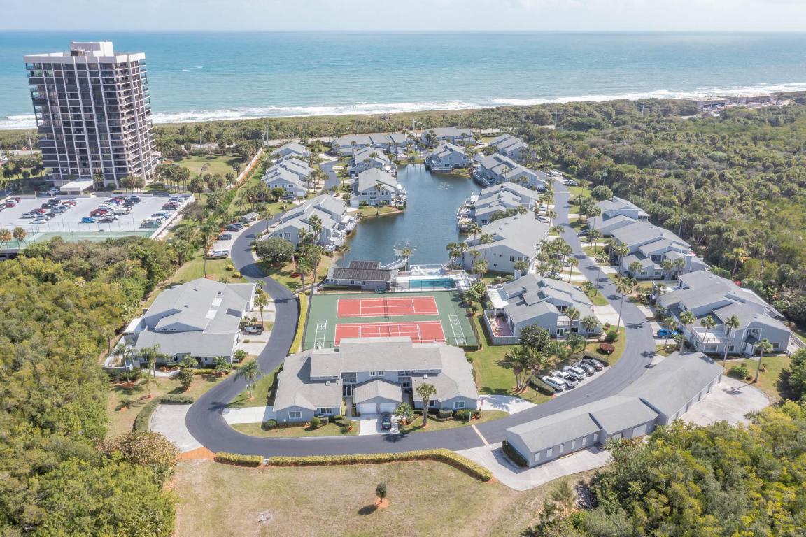 BREAKERS LANDING, A CONDOMINIUM - Residential Lease