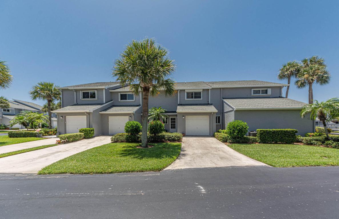 BREAKERS LANDING, A CONDOMINIUM - Residential Lease