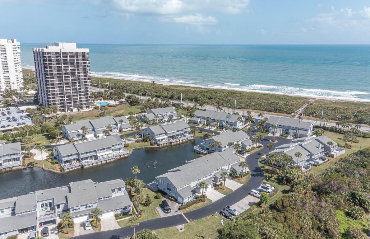 BREAKERS LANDING, A CONDOMINIUM - Residential Lease
