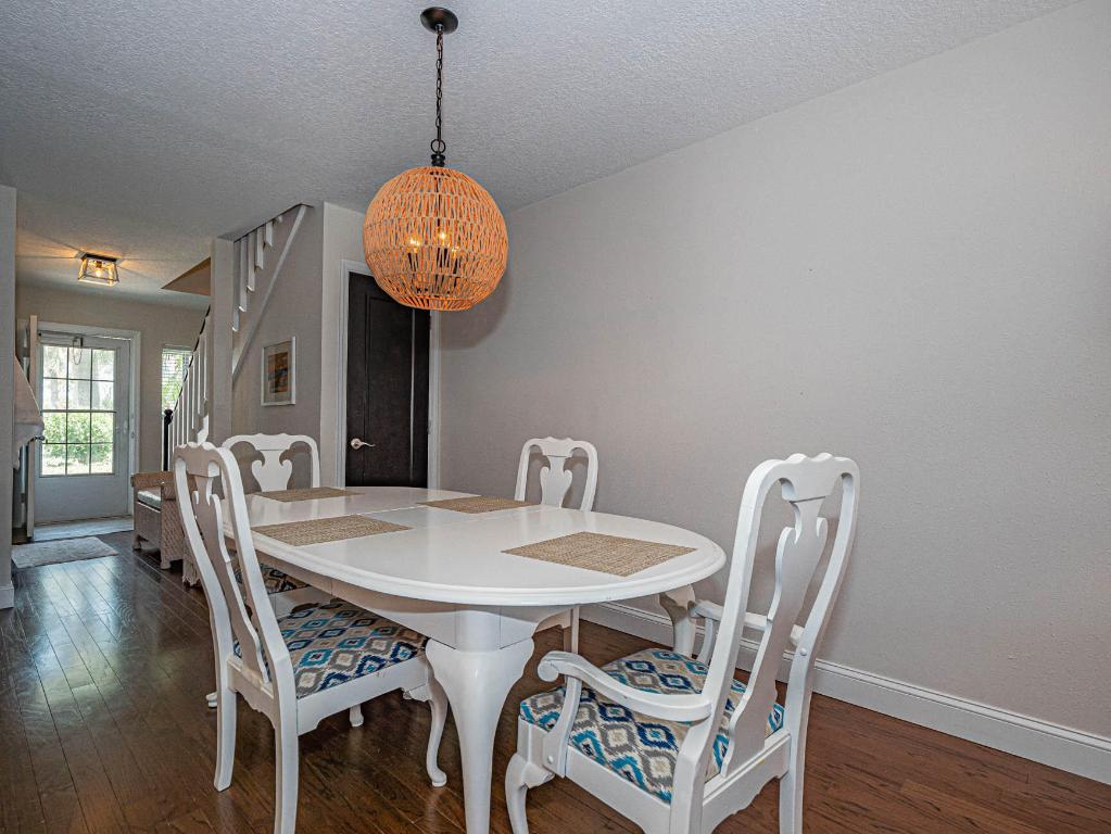 BREAKERS LANDING, A CONDOMINIUM - Residential Lease