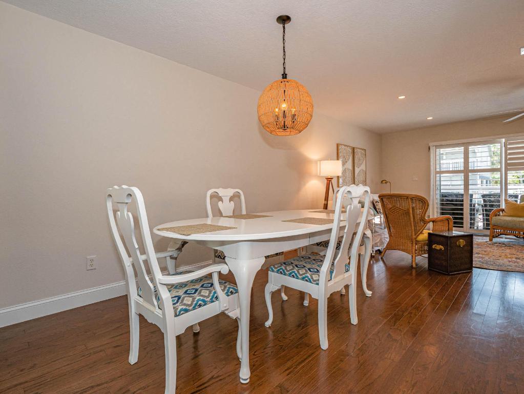 BREAKERS LANDING, A CONDOMINIUM - Residential Lease