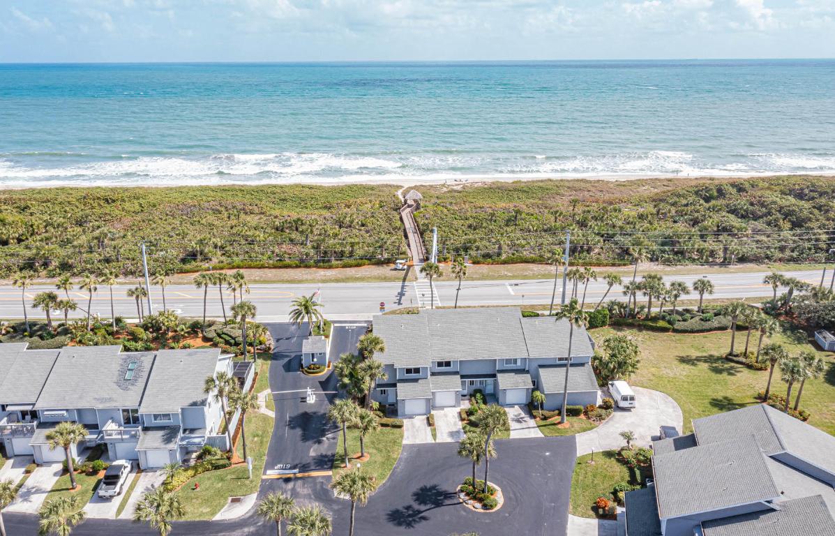 BREAKERS LANDING, A CONDOMINIUM - Residential Lease