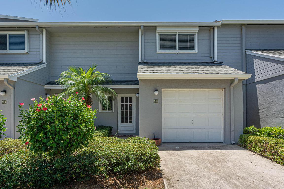 BREAKERS LANDING, A CONDOMINIUM - Residential Lease