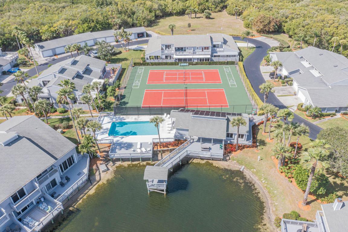 BREAKERS LANDING, A CONDOMINIUM - Residential Lease