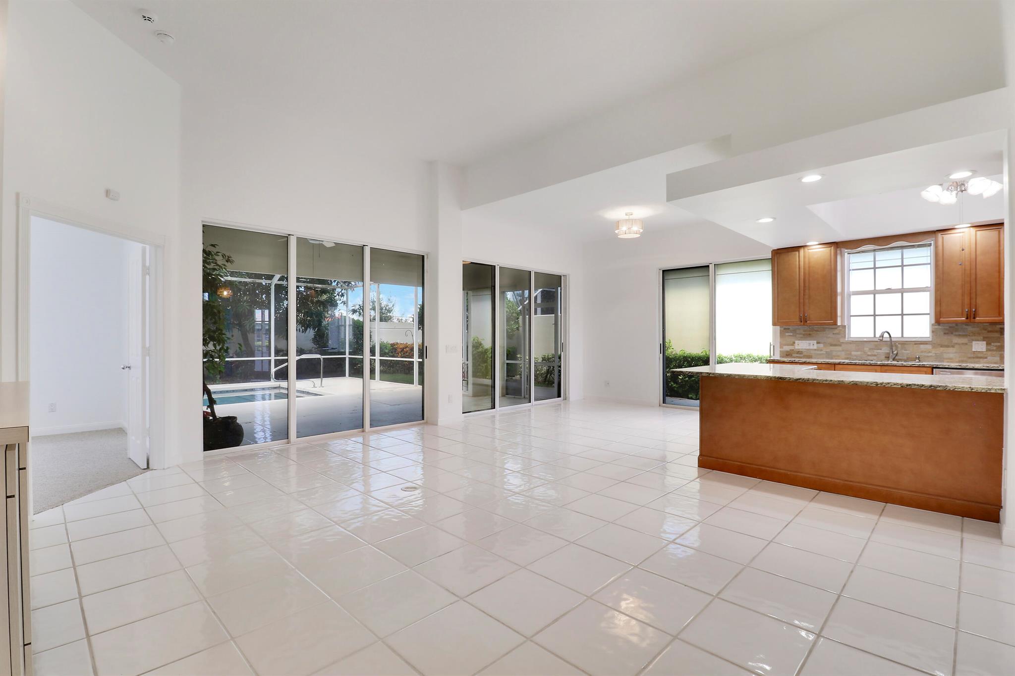 LAKES AT ST LUCIE WEST PL - Residential