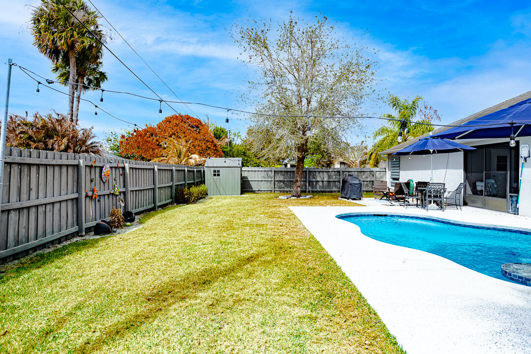 PORT ST LUCIE SECTION 33 - Residential