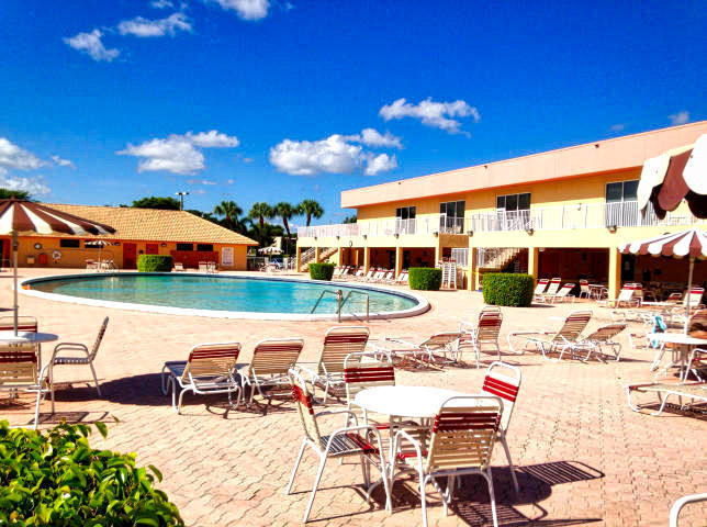 Lakes of Delray  Witney - Residential Lease