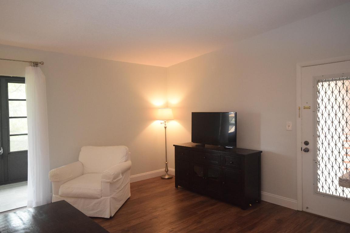 Lakes of Delray  Witney - Residential Lease