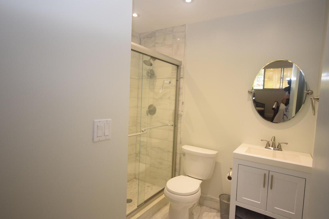 Lakes of Delray  Witney - Residential Lease