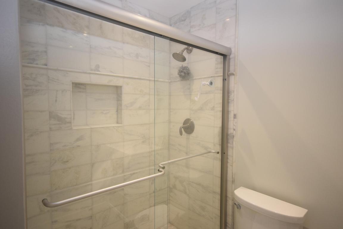 Lakes of Delray  Witney - Residential Lease