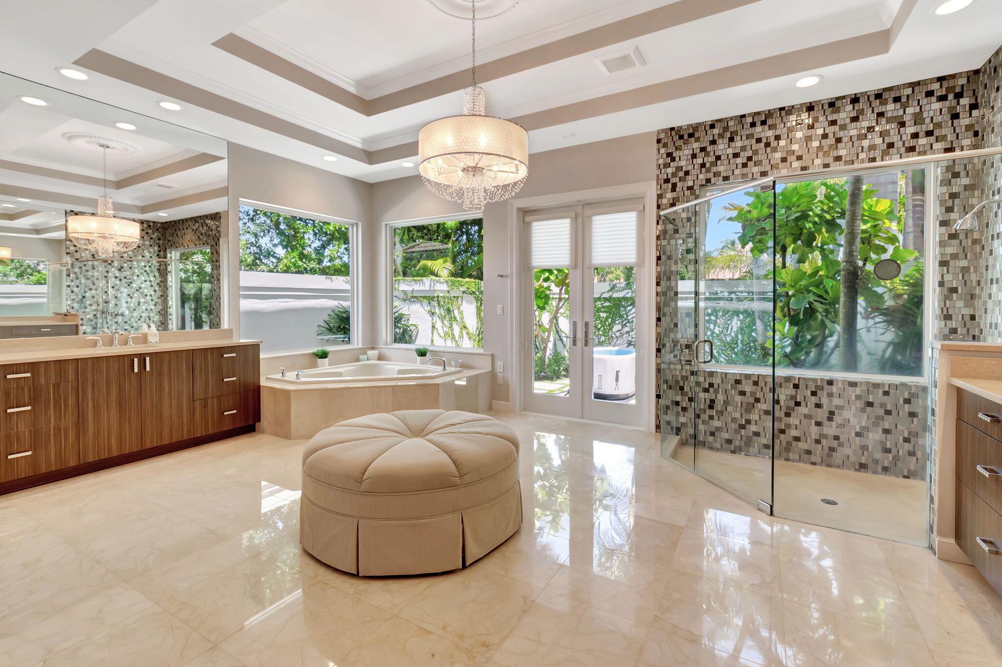 GRAND OAKS - Residential