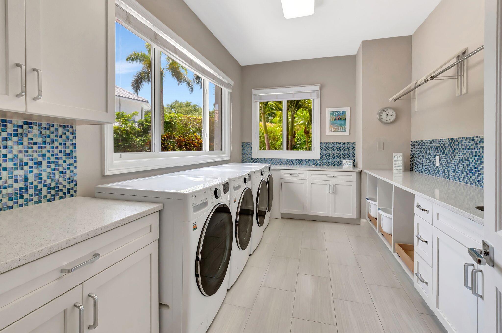 GRAND OAKS - Residential