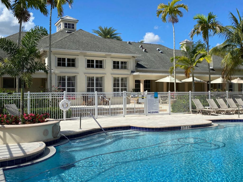 Photo of 276 Murcia Drive #204, Jupiter, FL 33458 (MLS # R10803928)