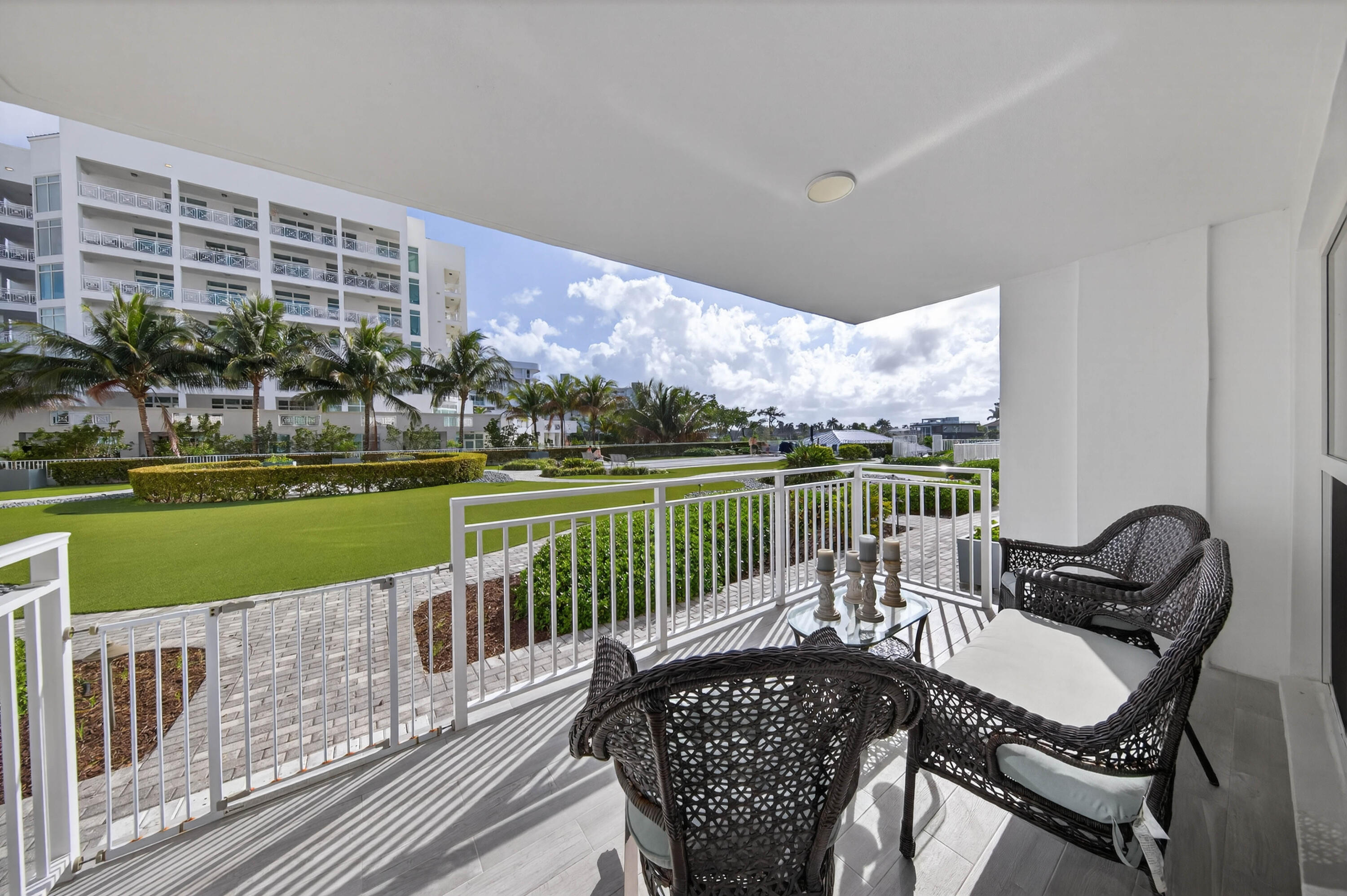 MONTEREY HOUSE CONDO - Residential