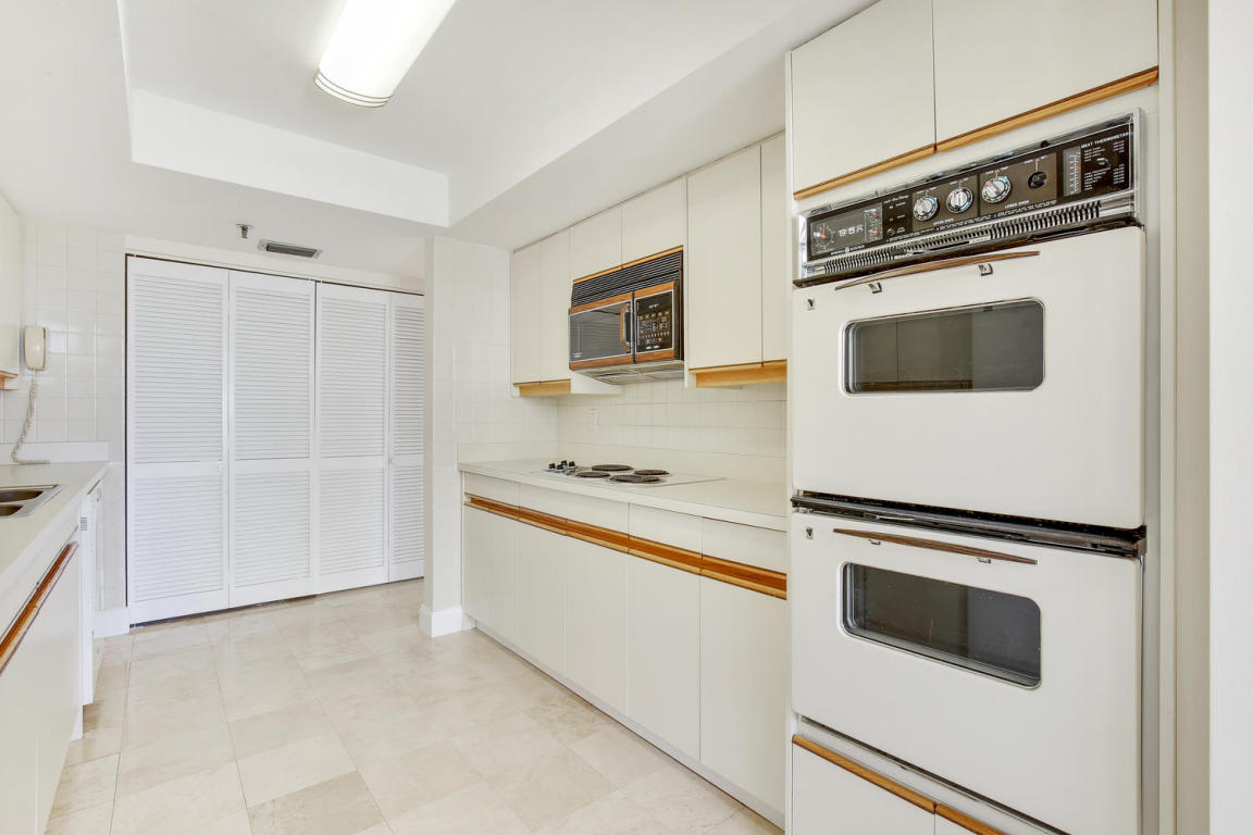 OCEAN TERRACE NORTH CONDO - Residential