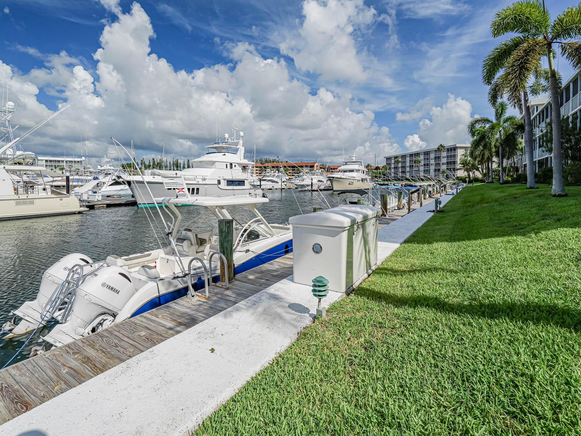 YACHT HARBOUR LANDINGS CO - Residential Lease