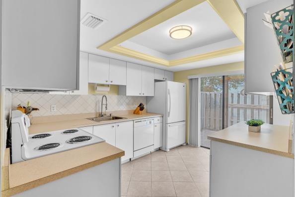 JUPITER LAKES VILLAS CONDO I AND II - Residential