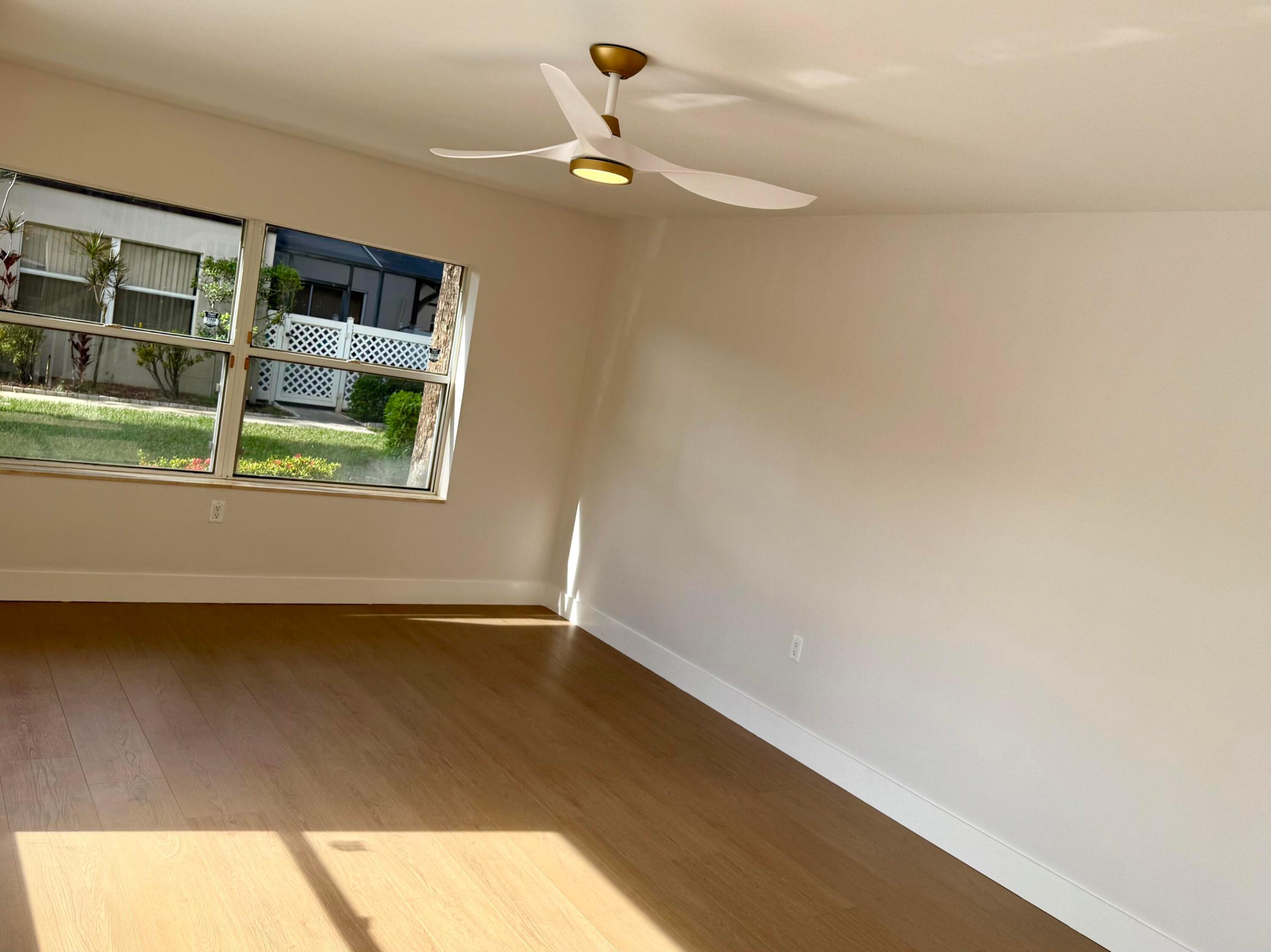 STAMFORD AT ROYAL PALM BEACH - Residential