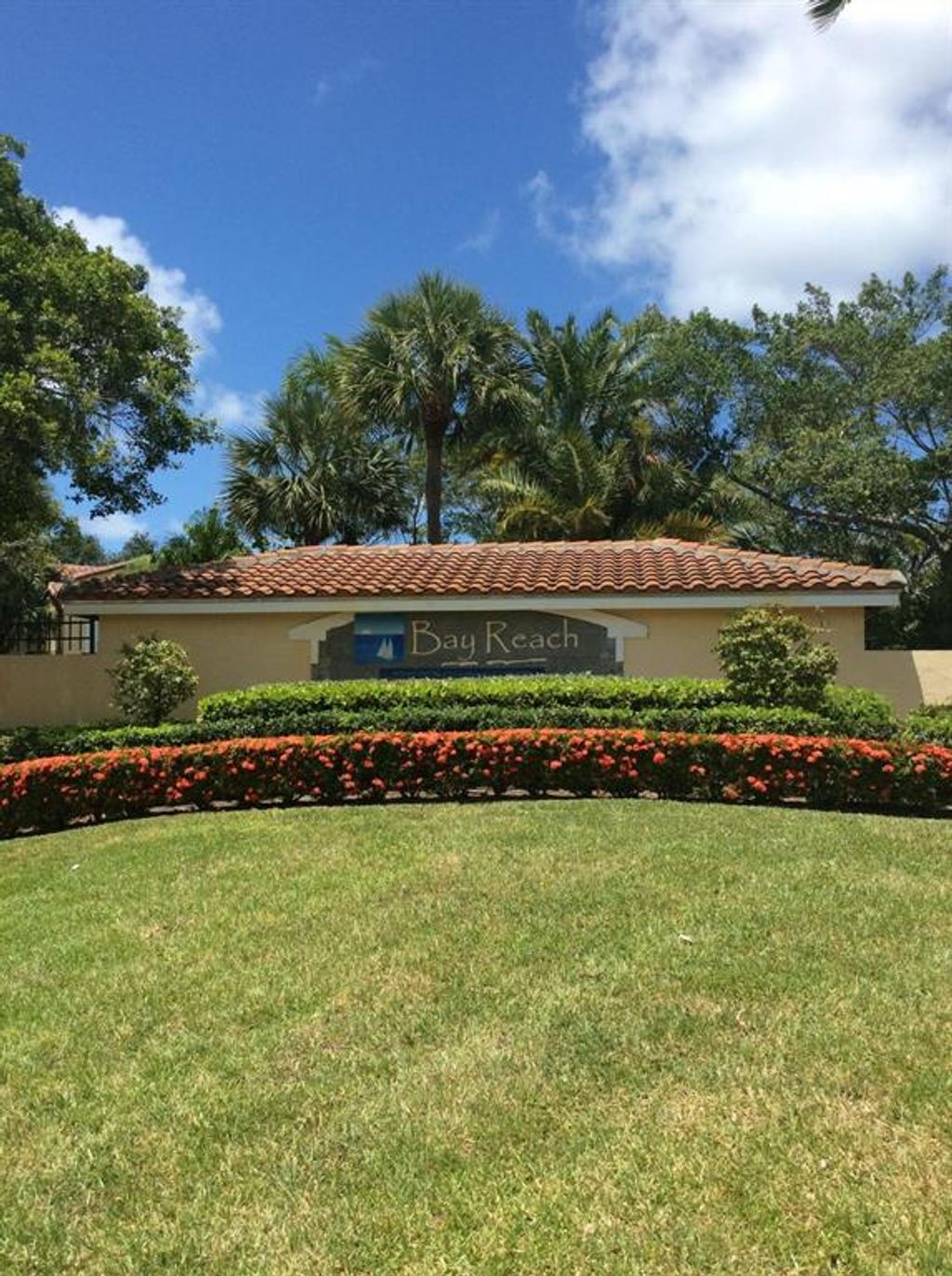 Photo of 1015 Lakeshore Drive #105, Lake Park, FL 33403 (MLS # R10725627)