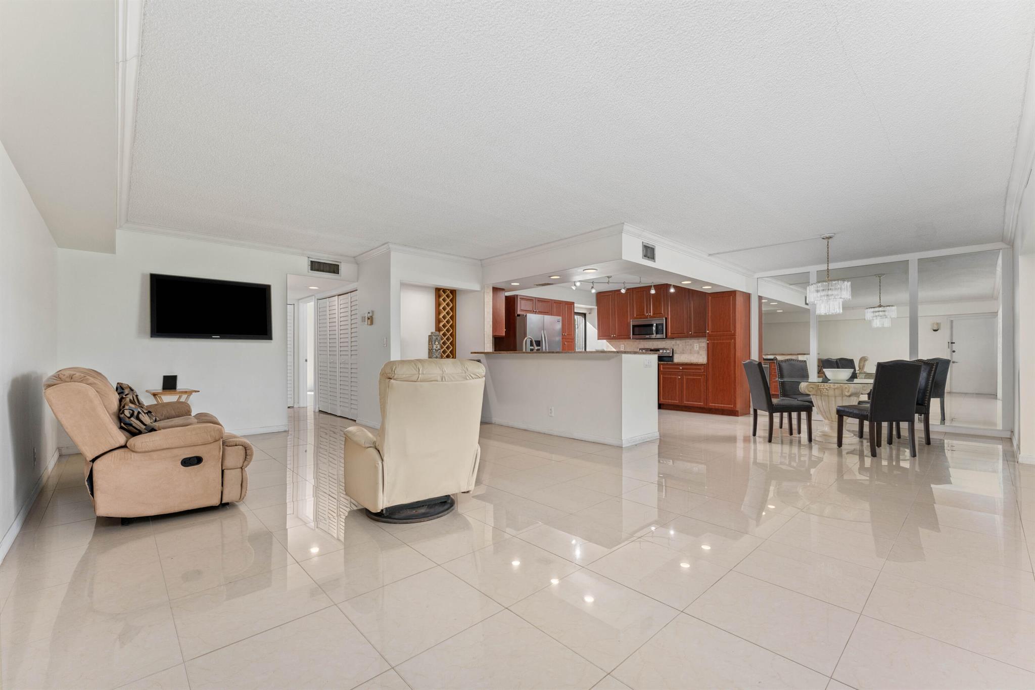 WOODHAVEN CONDO - Residential