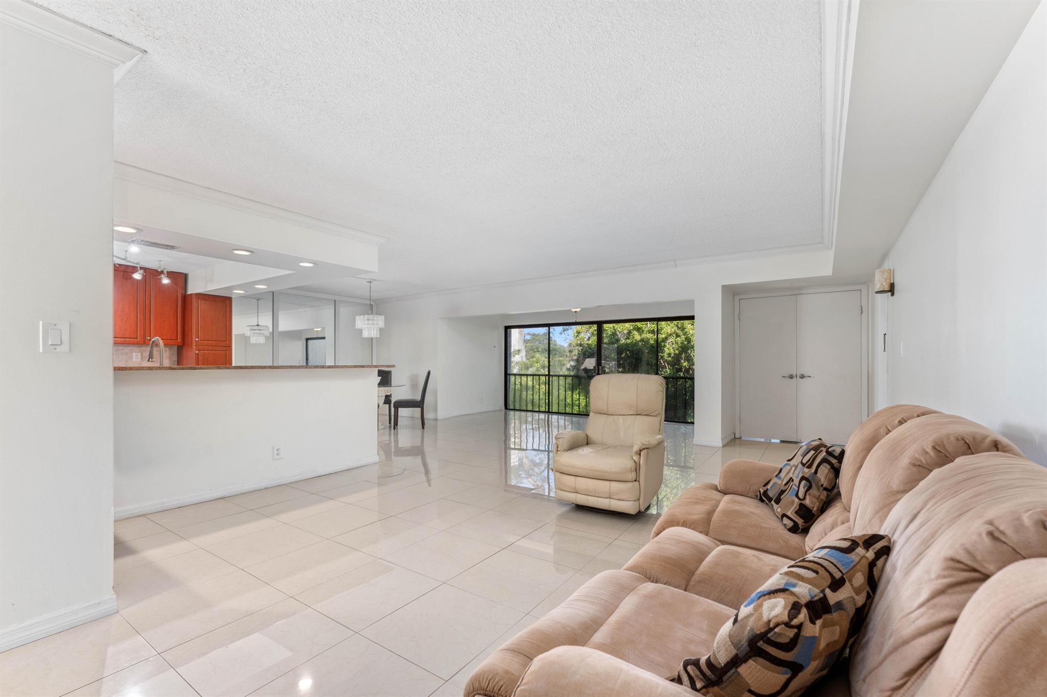 WOODHAVEN CONDO - Residential