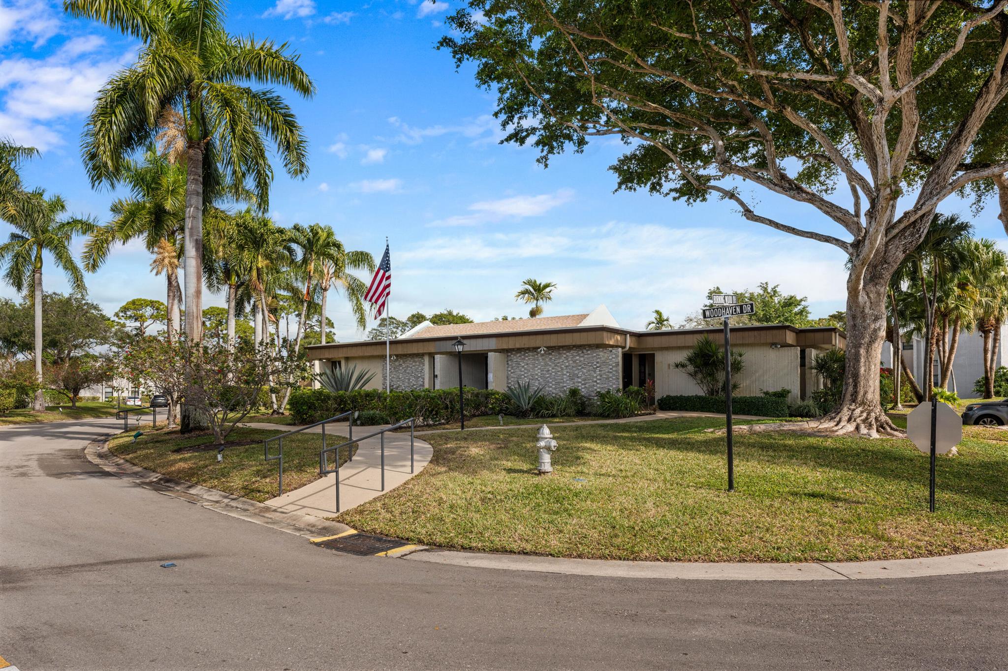 WOODHAVEN CONDO - Residential