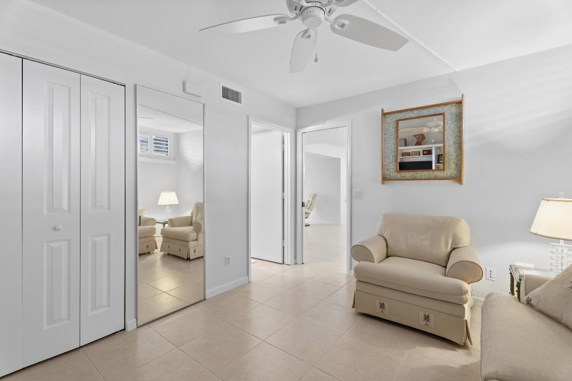 CIRCLE BAY YACHT CLUB CONDO - Residential