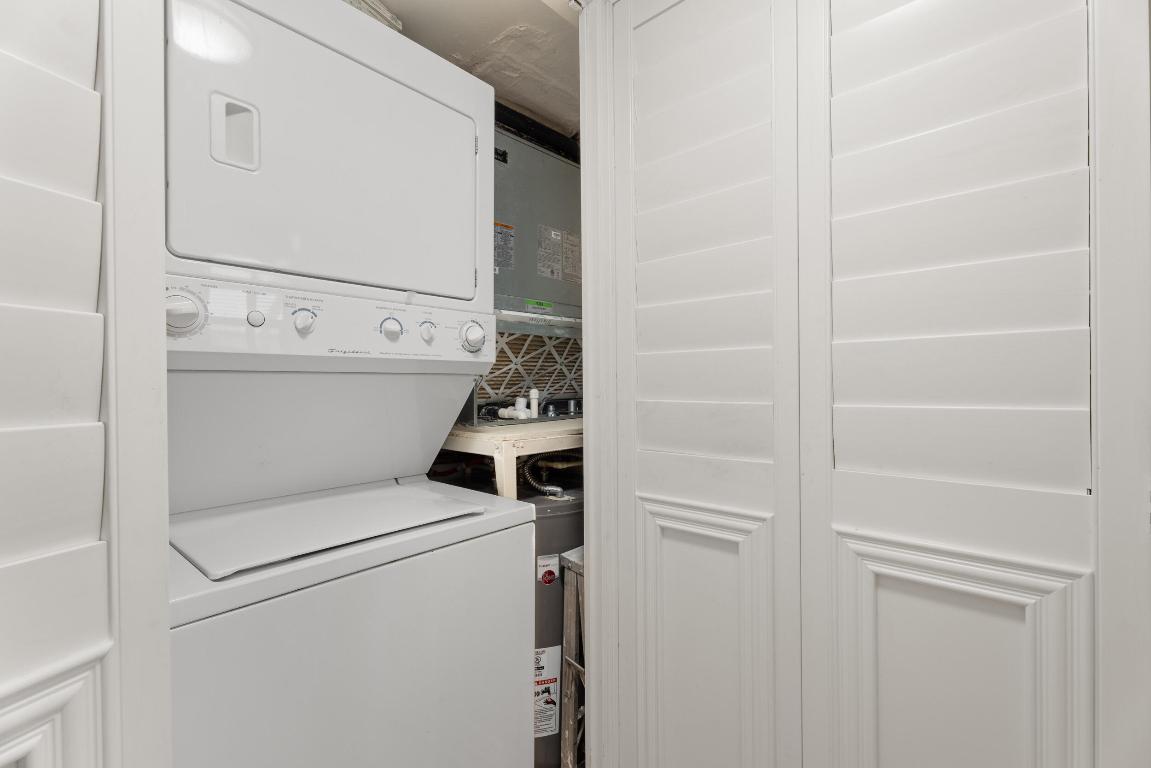 CIRCLE BAY YACHT CLUB CONDO - Residential