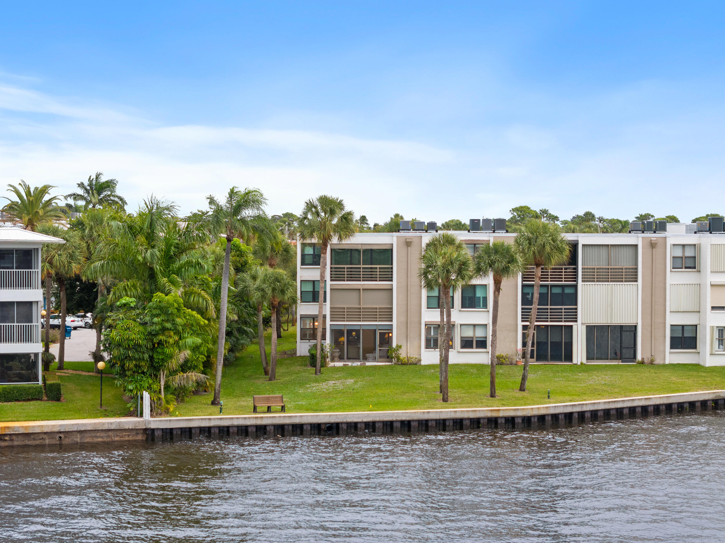 1950 SW Palm City Road 8-107