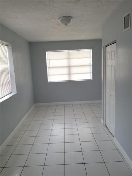 Lauderdale Manors - Residential Lease